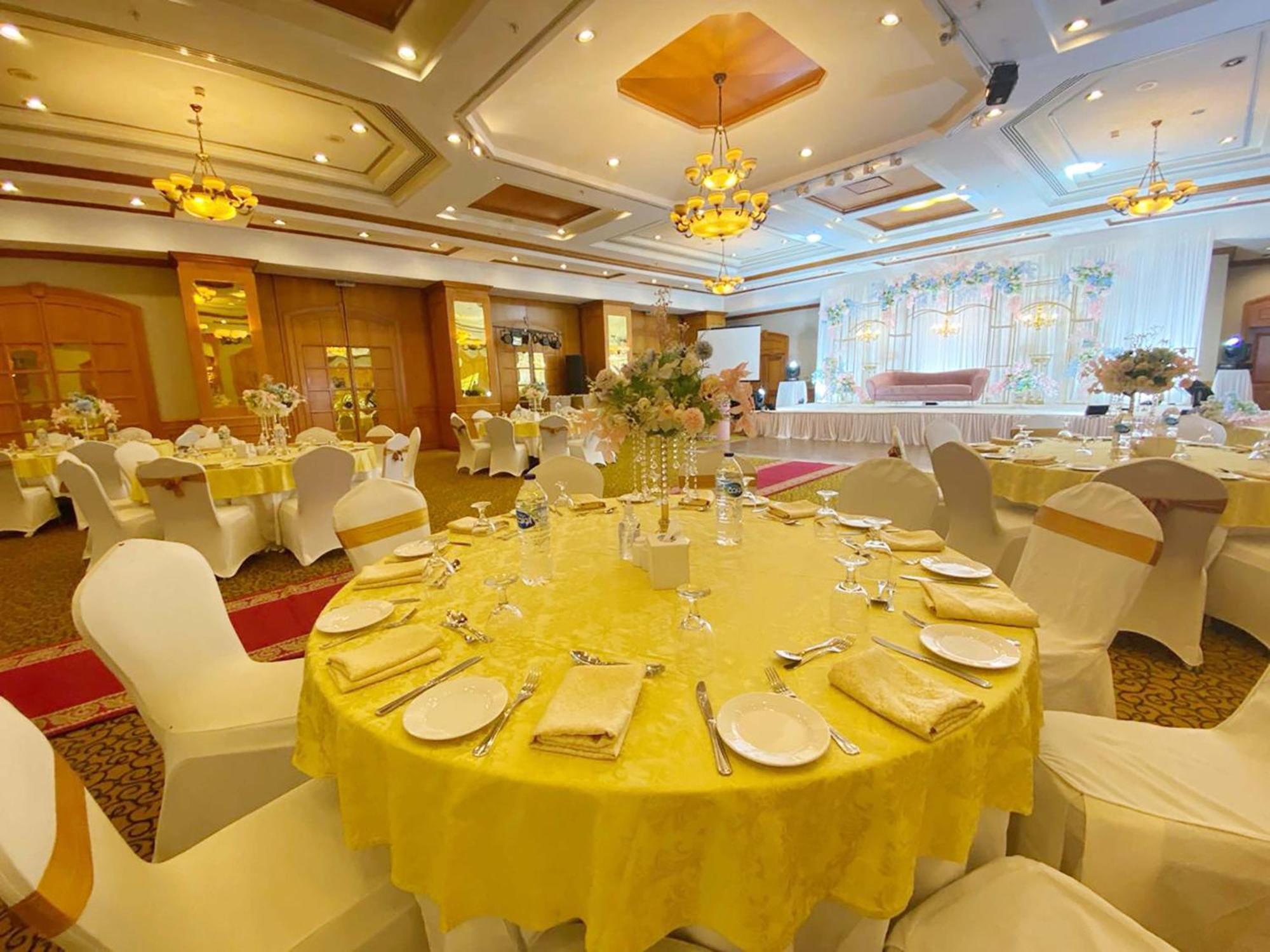 Knight Castle Hotel - Formerly Known As Carlton Palace Hotel Dubaï Extérieur photo